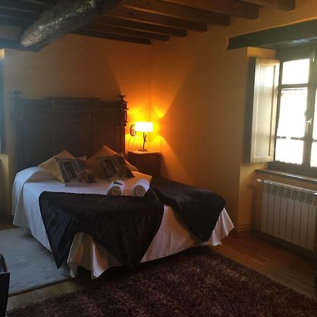 Os Tres Teixos Hotel Adelan Bagian luar foto